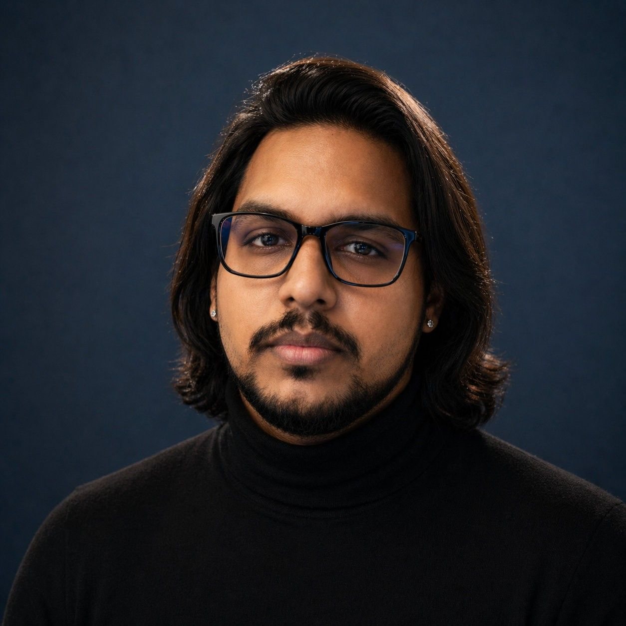 Pravir Raghu headshot
